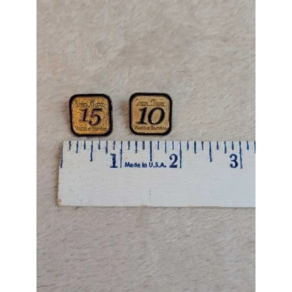 Vintage Stain Mart 10 & 15 Years of Service‎ Pins Gold Tone Square Pins